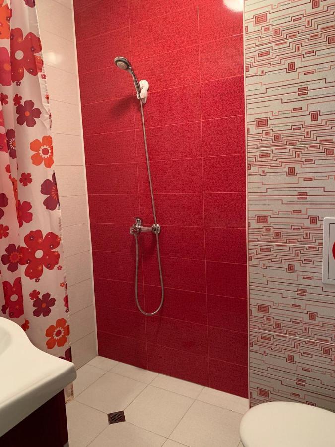 דירות Desi House 302B Cozy Studio נסבר מראה חיצוני תמונה