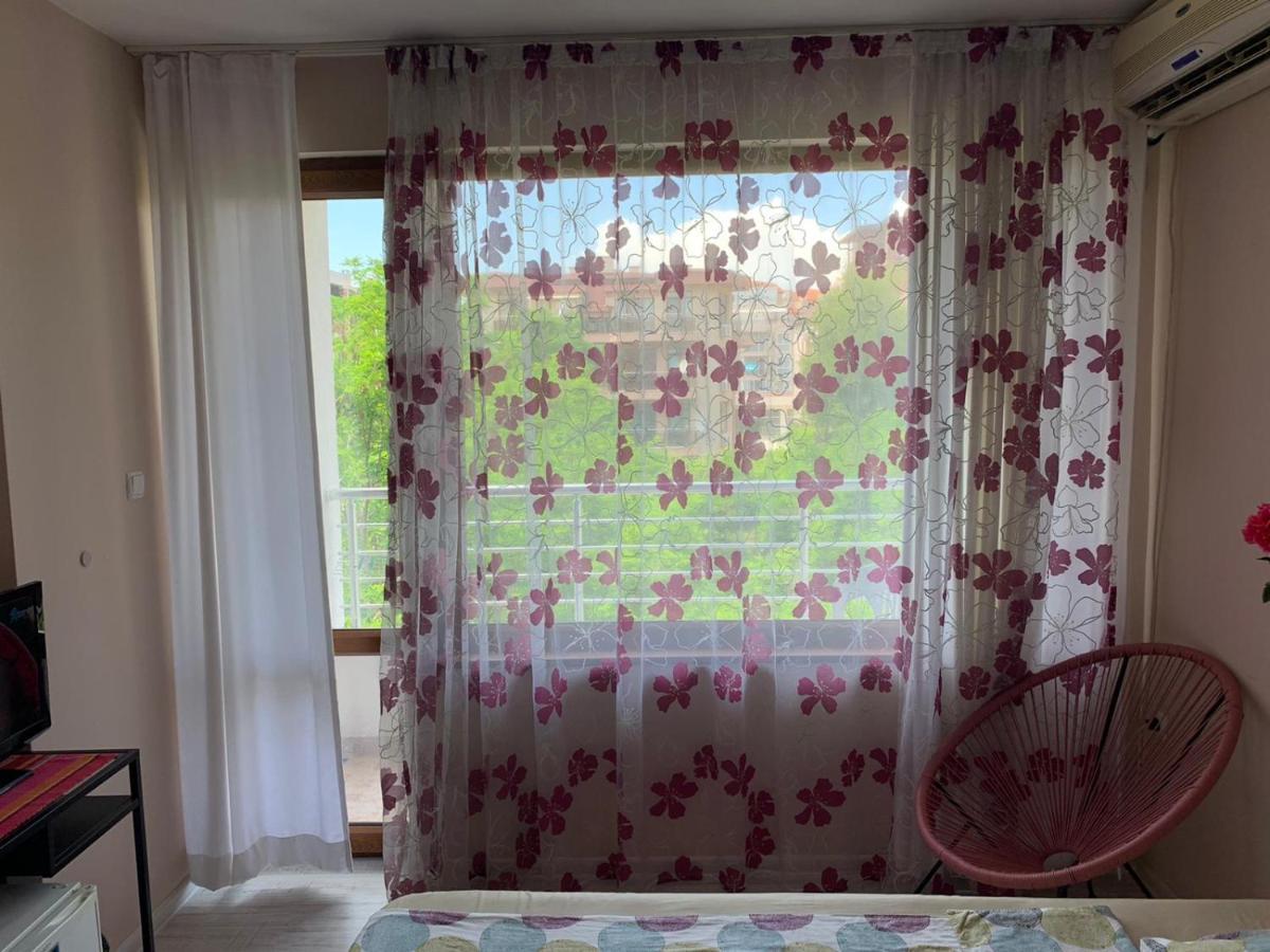 דירות Desi House 302B Cozy Studio נסבר מראה חיצוני תמונה