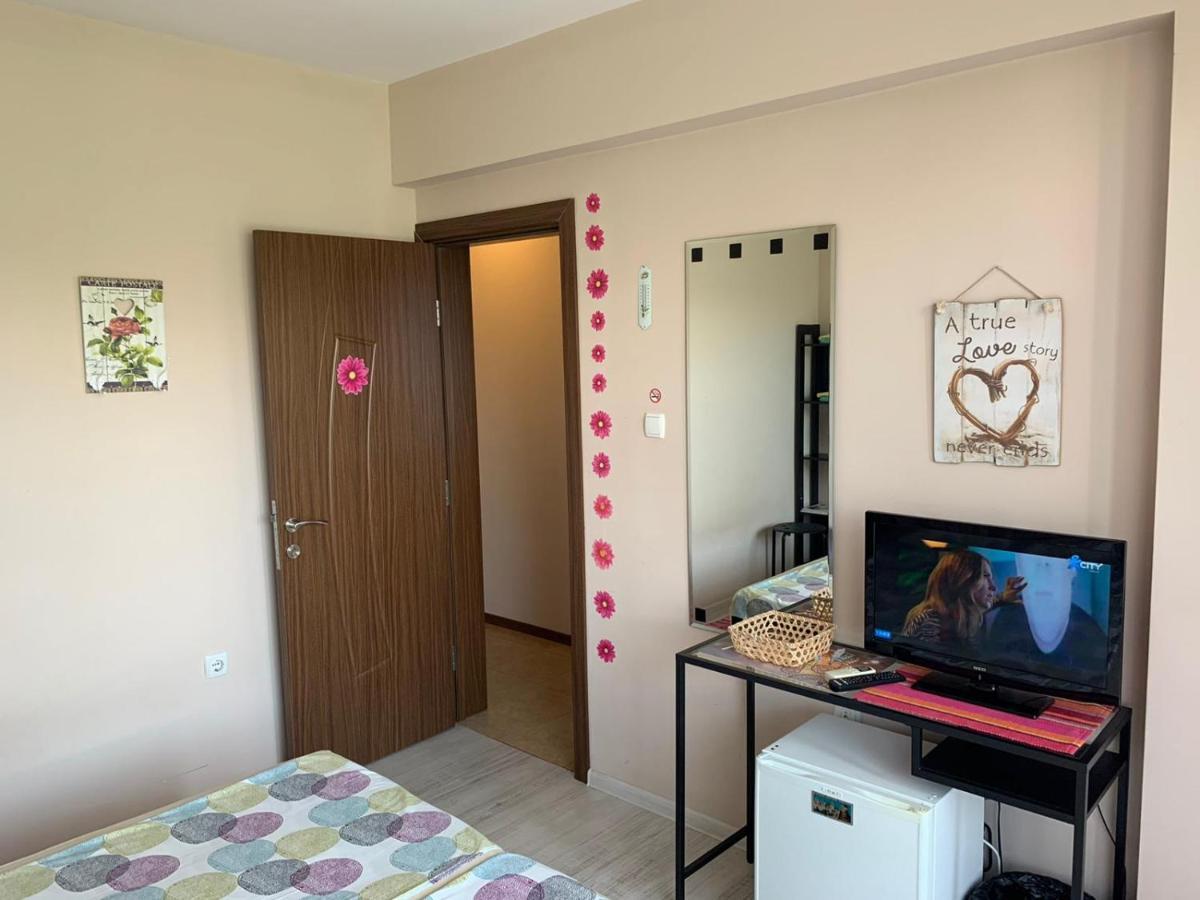 דירות Desi House 302B Cozy Studio נסבר מראה חיצוני תמונה